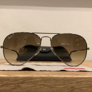 Ray Ban Aviator Sunglasses- Large